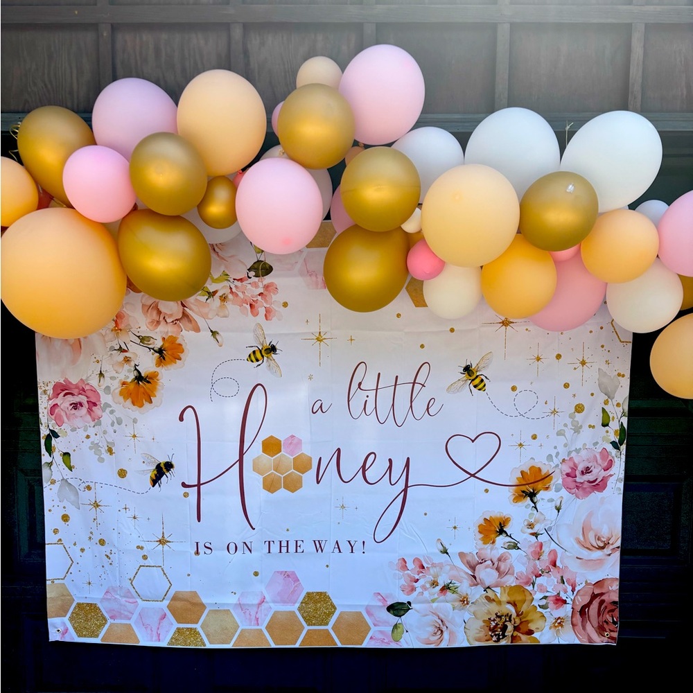 Baby shower backdrop and decore